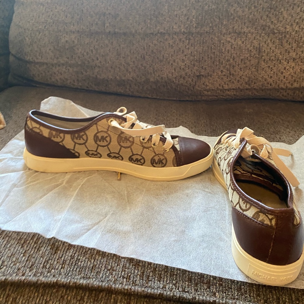 MICHAEL KORS LADIES CANVAS SNEAKERS